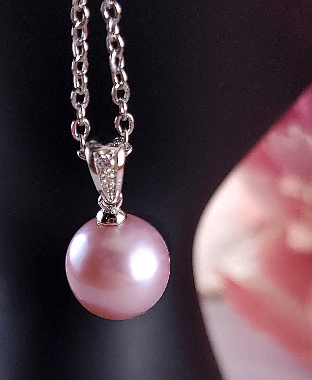 Sophisticated Lilac Pearl and CZ Pendant